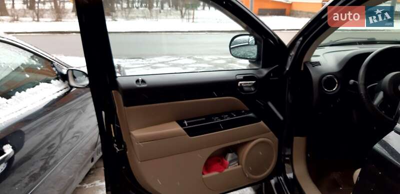 Внедорожник / Кроссовер Jeep Compass 2011 в Киеве фото 8 Внедорожник / Кроссовер Jeep Compass 2011 в Киеве