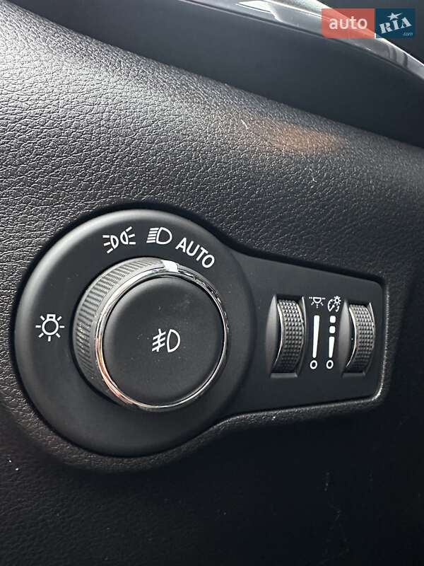 Внедорожник / Кроссовер Jeep Compass 2022 в Белогородке фото 37 Внедорожник / Кроссовер Jeep Compass 2022 в Белогородке