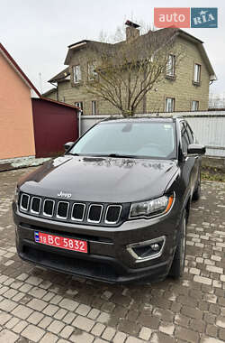 Внедорожник / Кроссовер Jeep Compass 2018 в Остроге