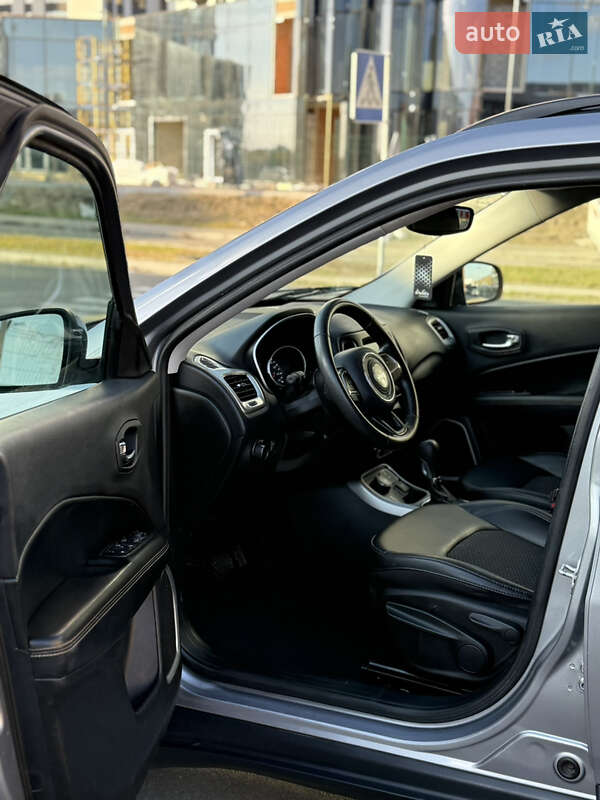 Внедорожник / Кроссовер Jeep Compass 2018 в Киеве фото 9 Внедорожник / Кроссовер Jeep Compass 2018 в Киеве