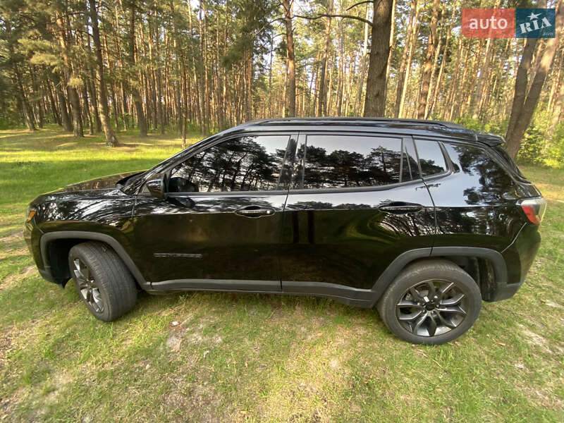 Внедорожник / Кроссовер Jeep Compass 2022 в Золочеве