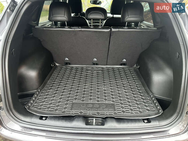 Позашляховик / Кросовер Jeep Compass 2024 в Києві фото 12 Позашляховик / Кросовер Jeep Compass 2024 в Києві