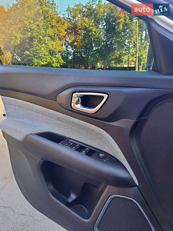 Позашляховик / Кросовер Jeep Compass 2024 в Полтаві фото 10 Позашляховик / Кросовер Jeep Compass 2024 в Полтаві