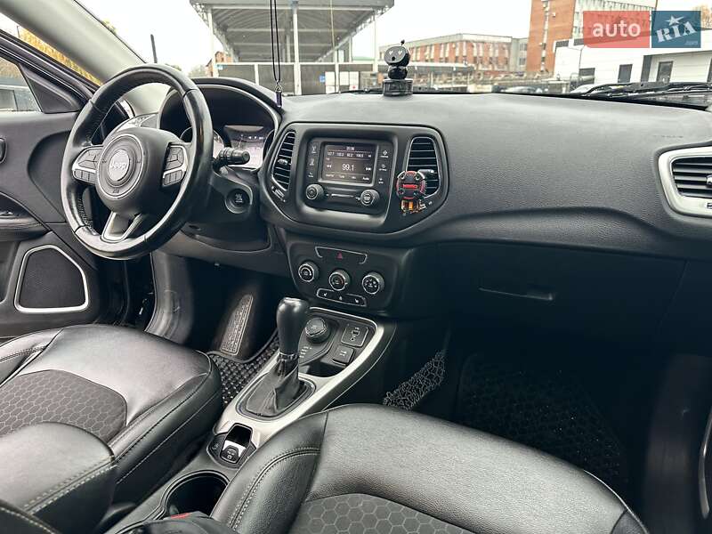 Позашляховик / Кросовер Jeep Compass 2017 в Полтаві фото 20 Позашляховик / Кросовер Jeep Compass 2017 в Полтаві