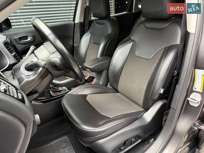 Внедорожник / Кроссовер Jeep Compass 2019 в Киеве фото 10 Внедорожник / Кроссовер Jeep Compass 2019 в Киеве