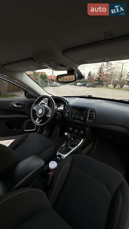 Внедорожник / Кроссовер Jeep Compass 2017 в Ивано-Франковске фото 25 Внедорожник / Кроссовер Jeep Compass 2017 в Ивано-Франковске
