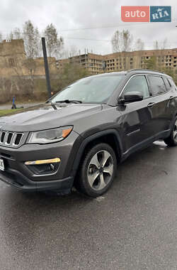 Внедорожник / Кроссовер Jeep Compass 2017 в Киеве