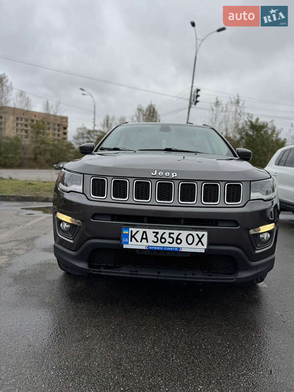 Внедорожник / Кроссовер Jeep Compass 2017 в Киеве фото 9 Внедорожник / Кроссовер Jeep Compass 2017 в Киеве