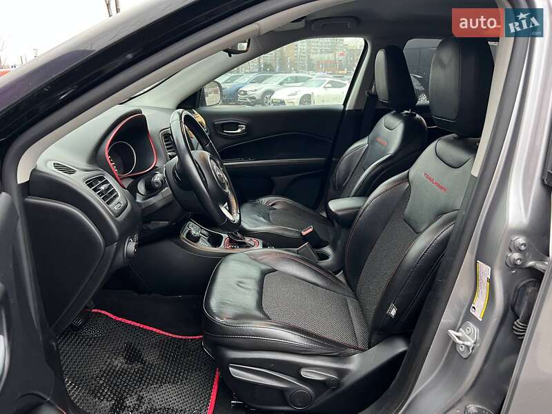Позашляховик / Кросовер Jeep Compass 2019 в Києві фото 8 Позашляховик / Кросовер Jeep Compass 2019 в Києві