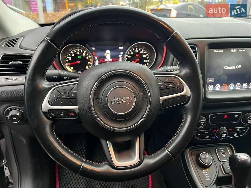 Позашляховик / Кросовер Jeep Compass 2019 в Києві фото 14 Позашляховик / Кросовер Jeep Compass 2019 в Києві