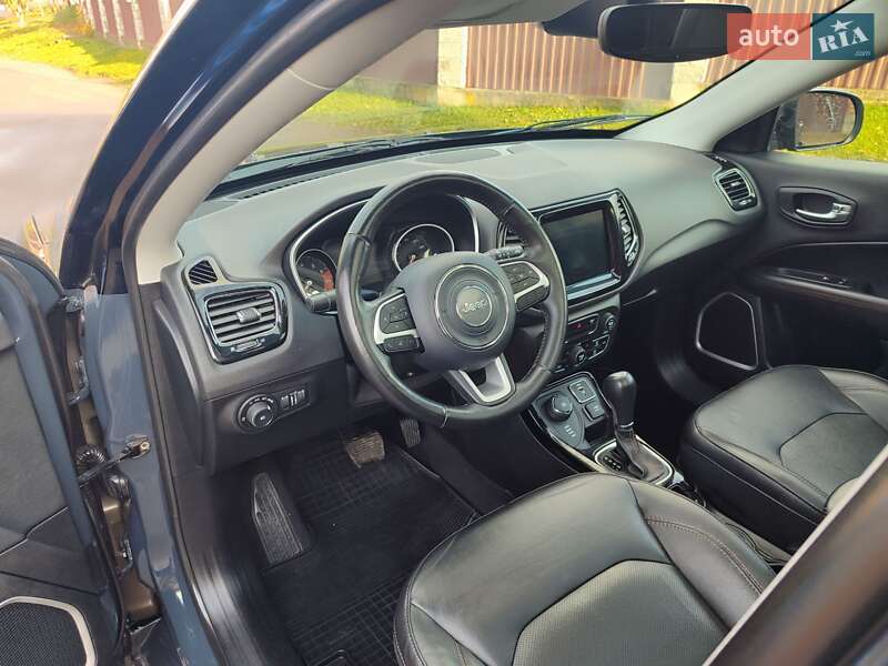 Внедорожник / Кроссовер Jeep Compass 2018 в Дубно