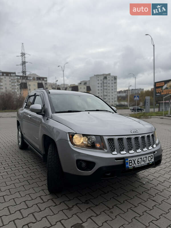 Внедорожник / Кроссовер Jeep Compass 2014 в Хмельницком