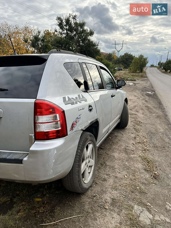 Внедорожник / Кроссовер Jeep Compass 2007 в Краматорске