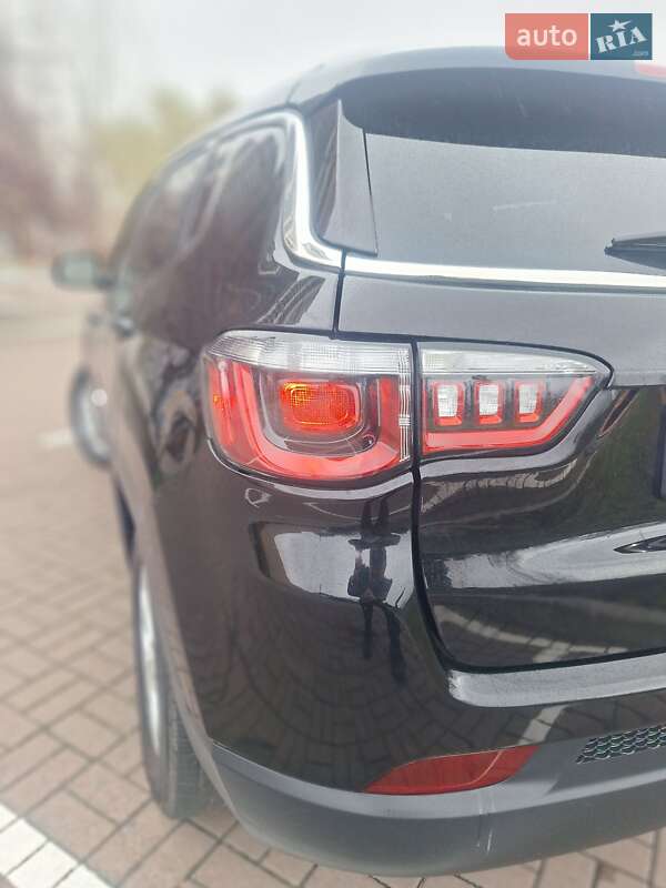 Позашляховик / Кросовер Jeep Compass 2022 в Києві фото 17 Позашляховик / Кросовер Jeep Compass 2022 в Києві