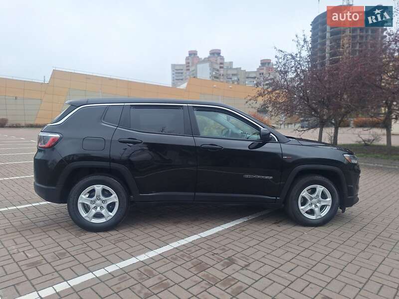 Позашляховик / Кросовер Jeep Compass 2022 в Києві фото 10 Позашляховик / Кросовер Jeep Compass 2022 в Києві