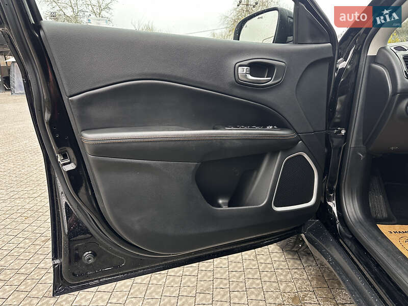 Внедорожник / Кроссовер Jeep Compass 2020 в Полтаве фото 25 Внедорожник / Кроссовер Jeep Compass 2020 в Полтаве