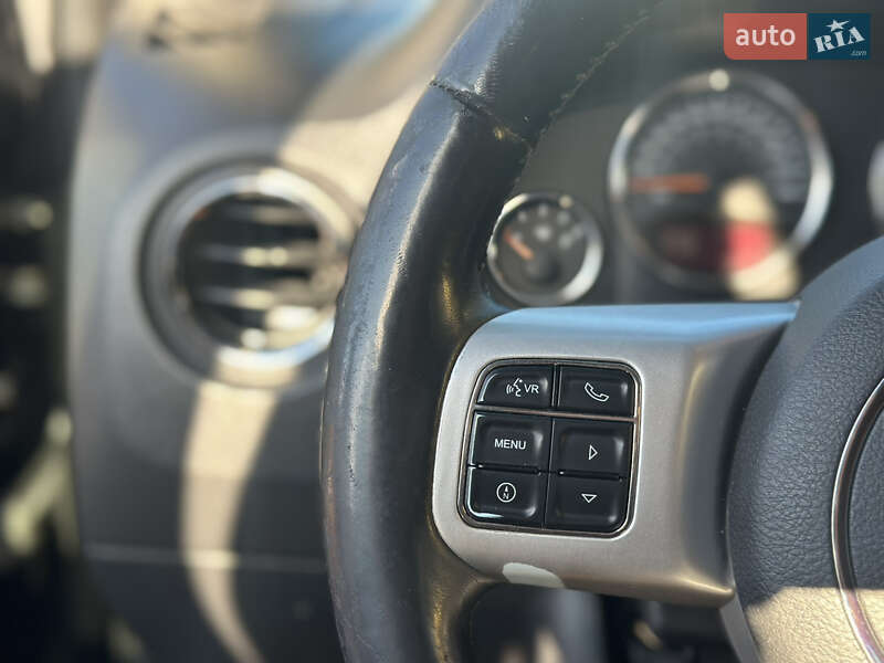 Внедорожник / Кроссовер Jeep Compass 2013 в Львове