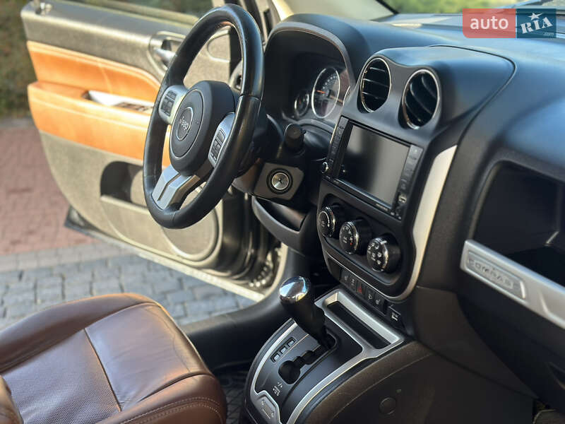 Внедорожник / Кроссовер Jeep Compass 2013 в Львове