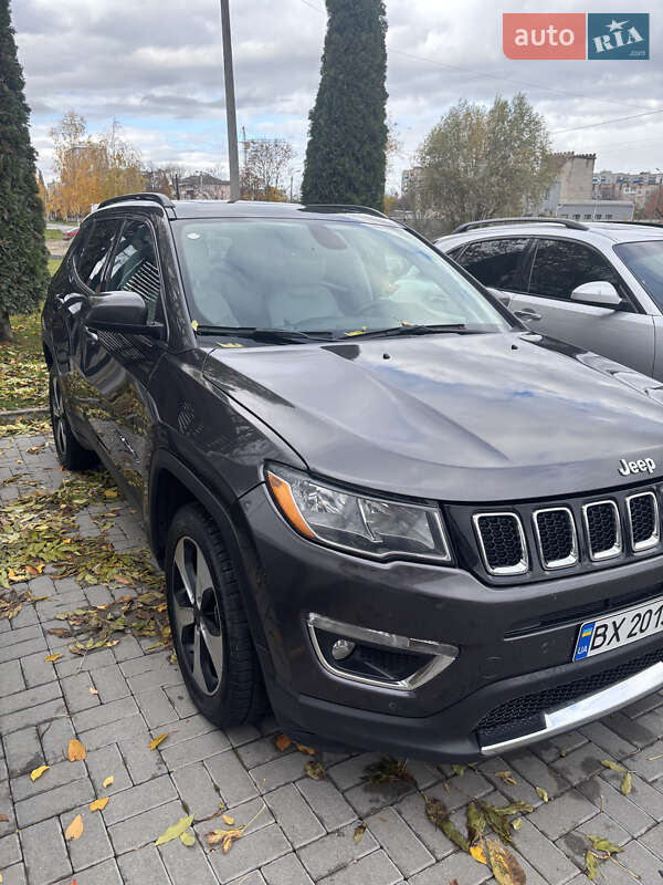 Внедорожник / Кроссовер Jeep Compass 2017 в Каменец-Подольском фото 2 Внедорожник / Кроссовер Jeep Compass 2017 в Каменец-Подольском