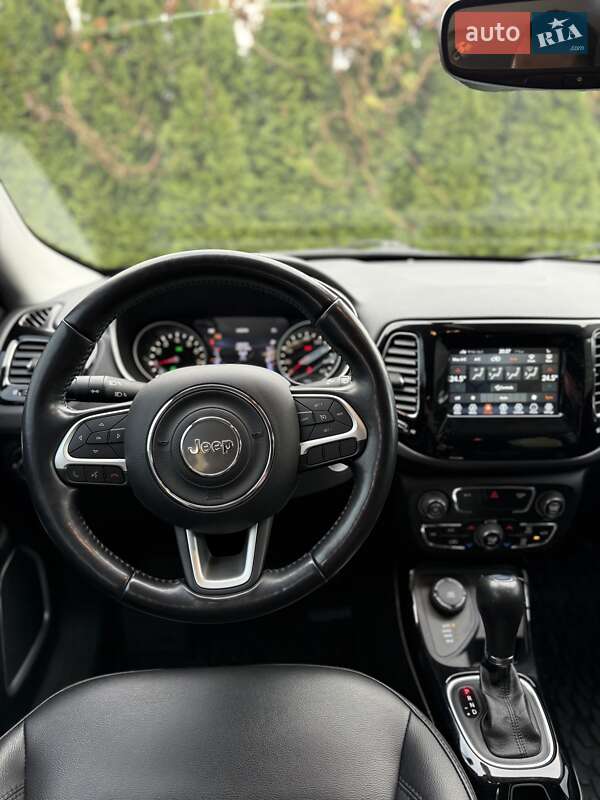 Внедорожник / Кроссовер Jeep Compass 2020 в Киеве