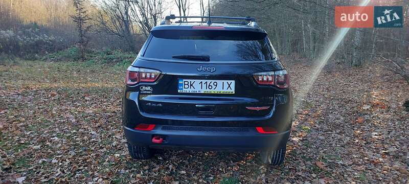 Позашляховик / Кросовер Jeep Compass 2017 в Дубні фото 8 Позашляховик / Кросовер Jeep Compass 2017 в Дубні