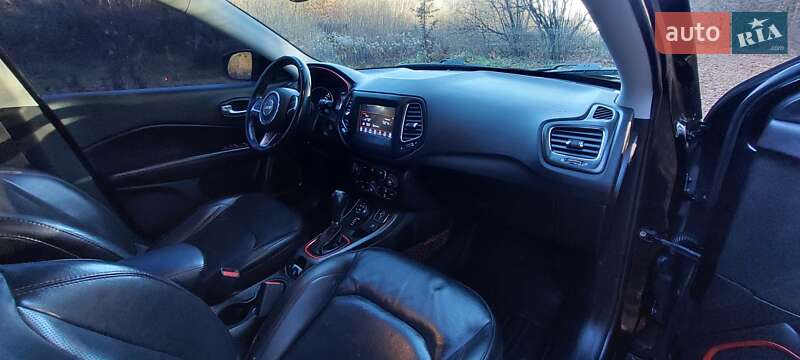 Позашляховик / Кросовер Jeep Compass 2017 в Дубні фото 24 Позашляховик / Кросовер Jeep Compass 2017 в Дубні