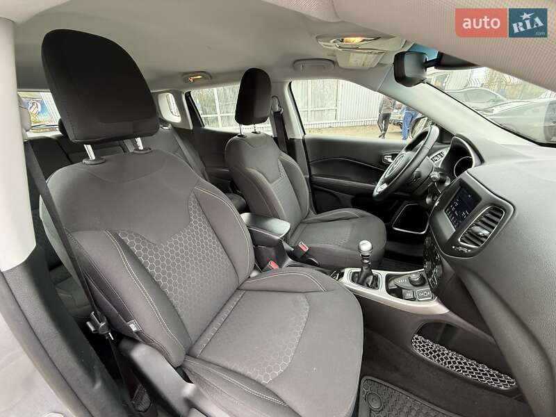 Внедорожник / Кроссовер Jeep Compass 2018 в Киеве