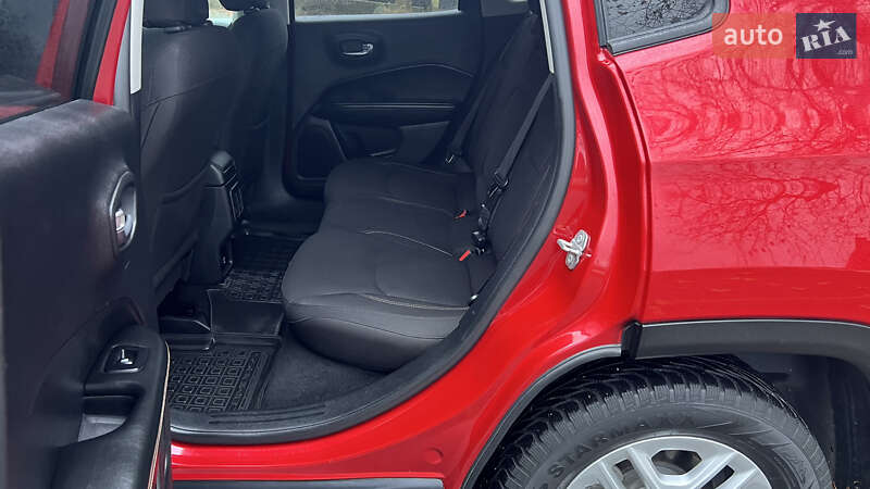 Внедорожник / Кроссовер Jeep Compass 2018 в Харькове