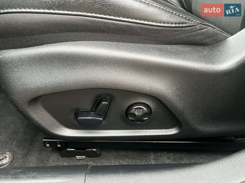 Позашляховик / Кросовер Jeep Compass 2018 в Броварах фото 32 Позашляховик / Кросовер Jeep Compass 2018 в Броварах