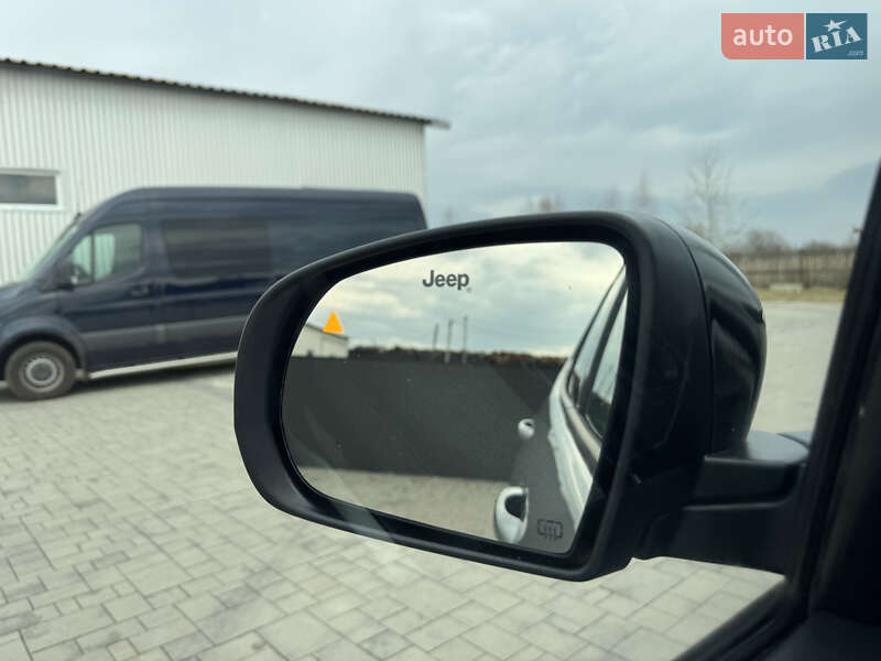 Внедорожник / Кроссовер Jeep Compass 2023 в Калуше