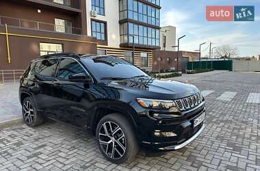 Внедорожник / Кроссовер Jeep Compass 2024 в Киеве
