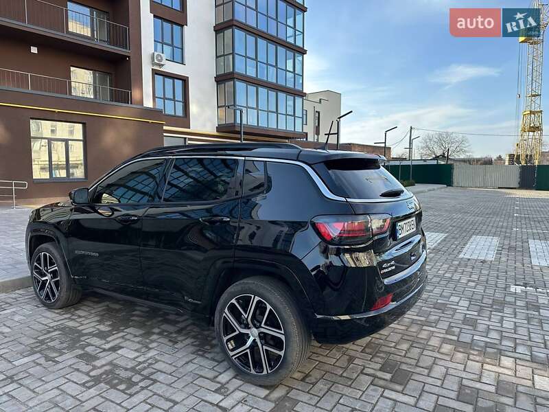 Внедорожник / Кроссовер Jeep Compass 2024 в Киеве