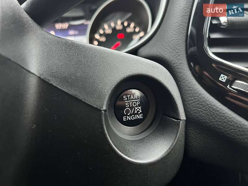 Внедорожник / Кроссовер Jeep Compass 2018 в Киеве