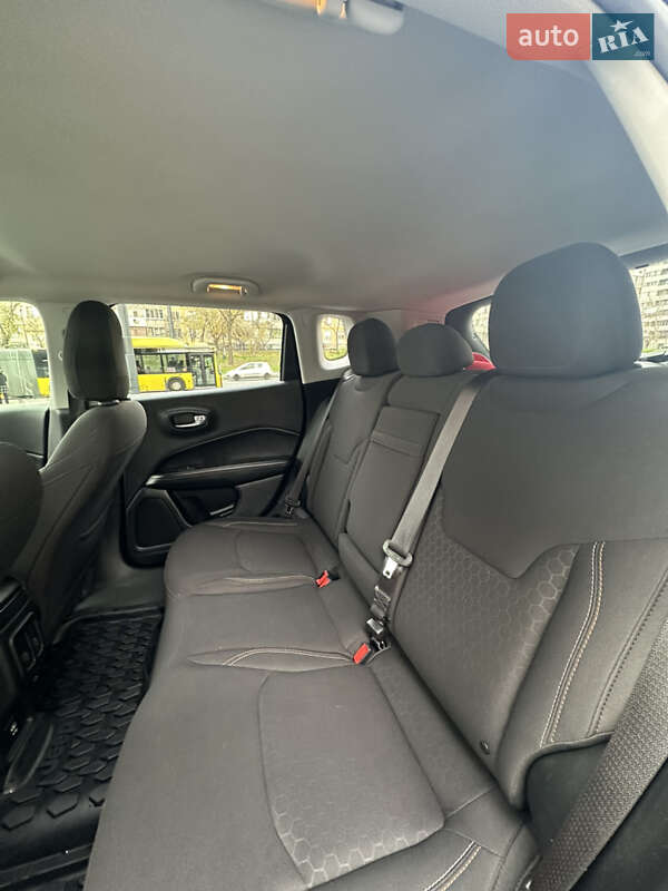 Позашляховик / Кросовер Jeep Compass 2018 в Дніпрі