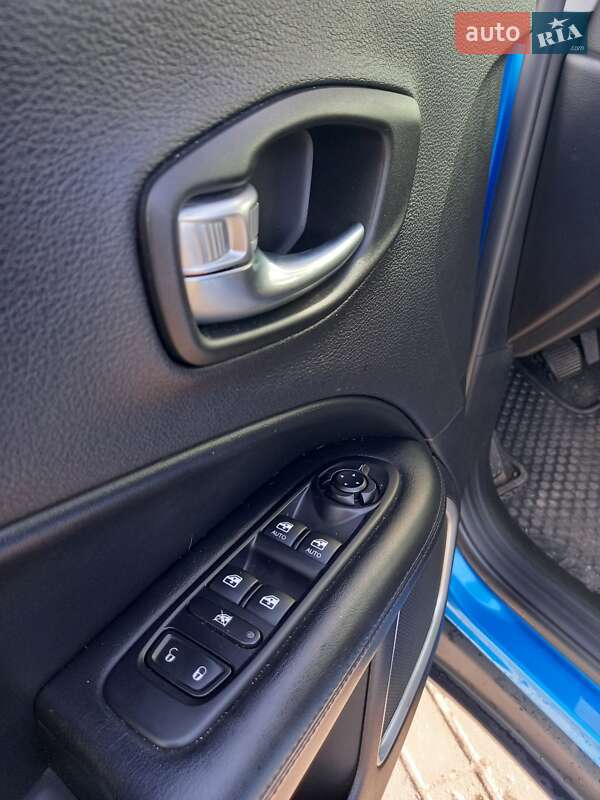 Позашляховик / Кросовер Jeep Compass 2019 в Полтаві фото 14 Позашляховик / Кросовер Jeep Compass 2019 в Полтаві