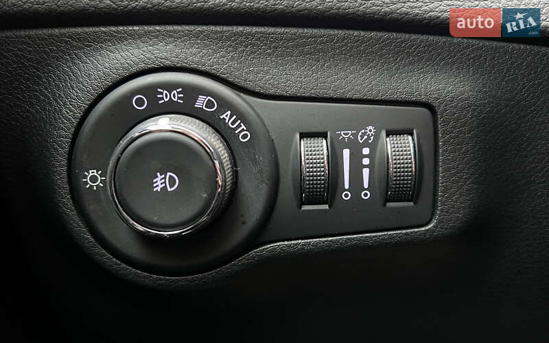 Внедорожник / Кроссовер Jeep Compass 2017 в Львове фото 19 Внедорожник / Кроссовер Jeep Compass 2017 в Львове