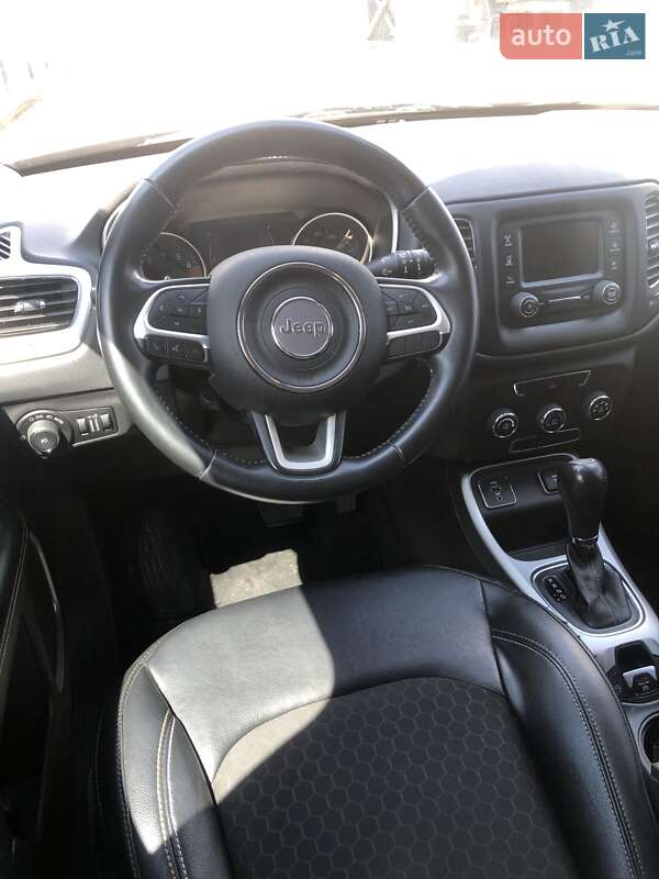 Внедорожник / Кроссовер Jeep Compass 2018 в Ровно
