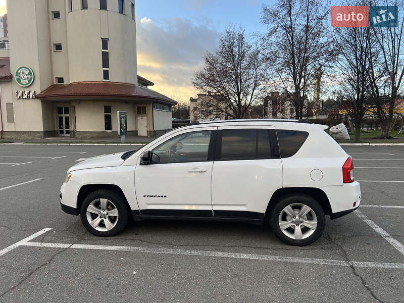 Внедорожник / Кроссовер Jeep Compass 2012 в Броварах