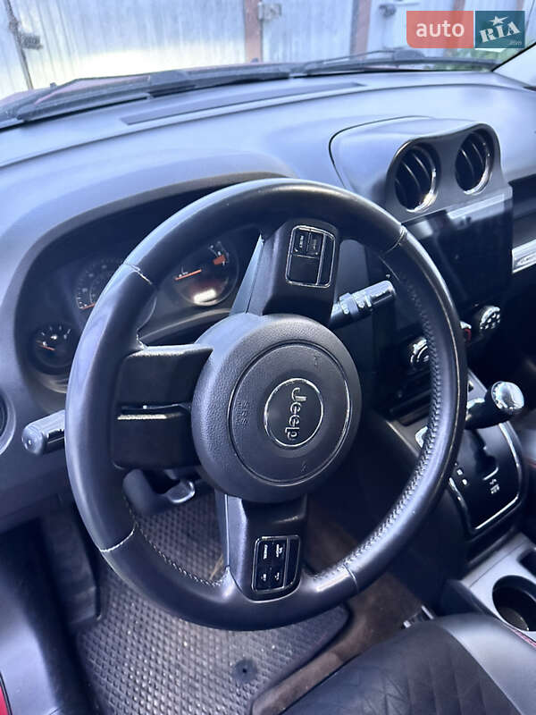 Внедорожник / Кроссовер Jeep Compass 2014 в Черкассах фото 5 Внедорожник / Кроссовер Jeep Compass 2014 в Черкассах