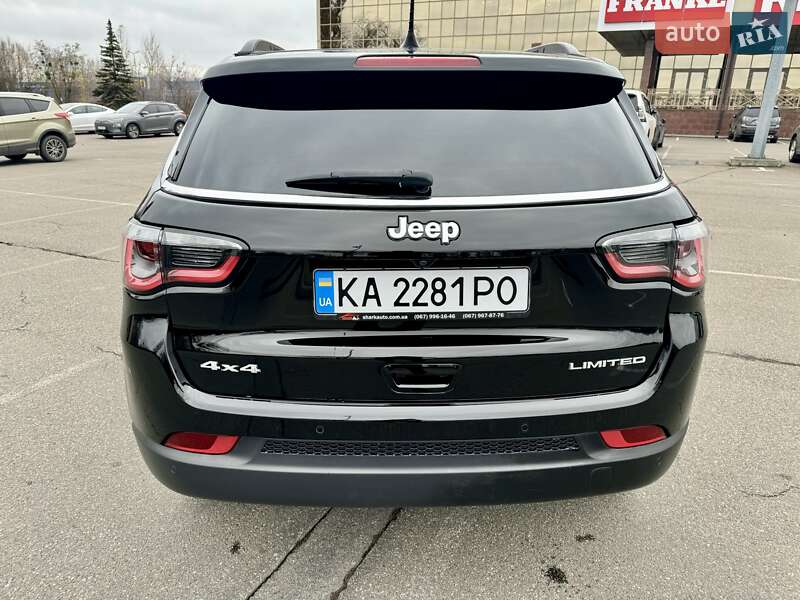 Внедорожник / Кроссовер Jeep Compass 2018 в Киеве