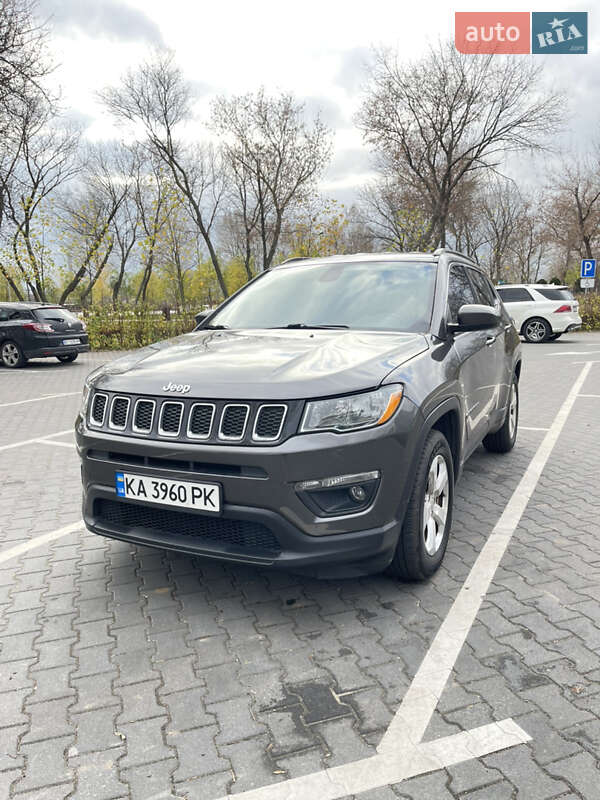Внедорожник / Кроссовер Jeep Compass 2018 в Киеве