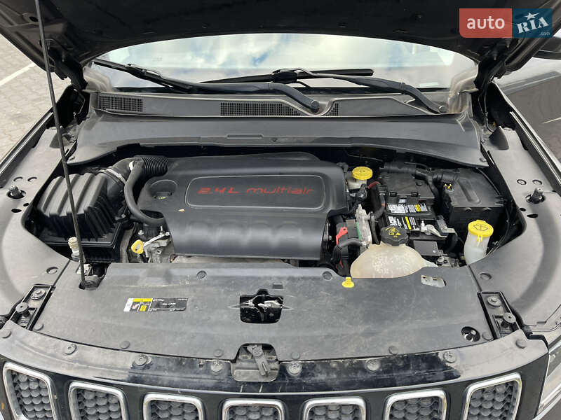 Внедорожник / Кроссовер Jeep Compass 2018 в Киеве