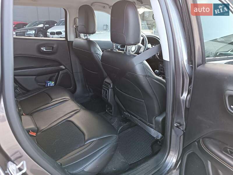 Внедорожник / Кроссовер Jeep Compass 2018 в Львове фото 31 Внедорожник / Кроссовер Jeep Compass 2018 в Львове