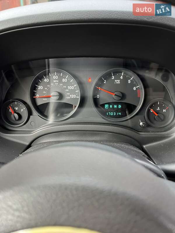 Внедорожник / Кроссовер Jeep Compass 2012 в Кривом Роге