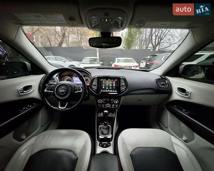 Внедорожник / Кроссовер Jeep Compass 2019 в Киеве