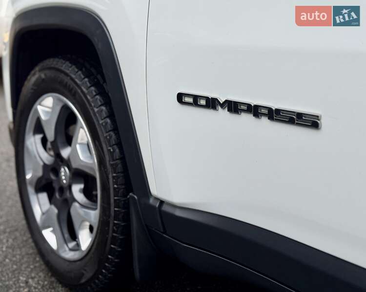 Внедорожник / Кроссовер Jeep Compass 2019 в Киеве