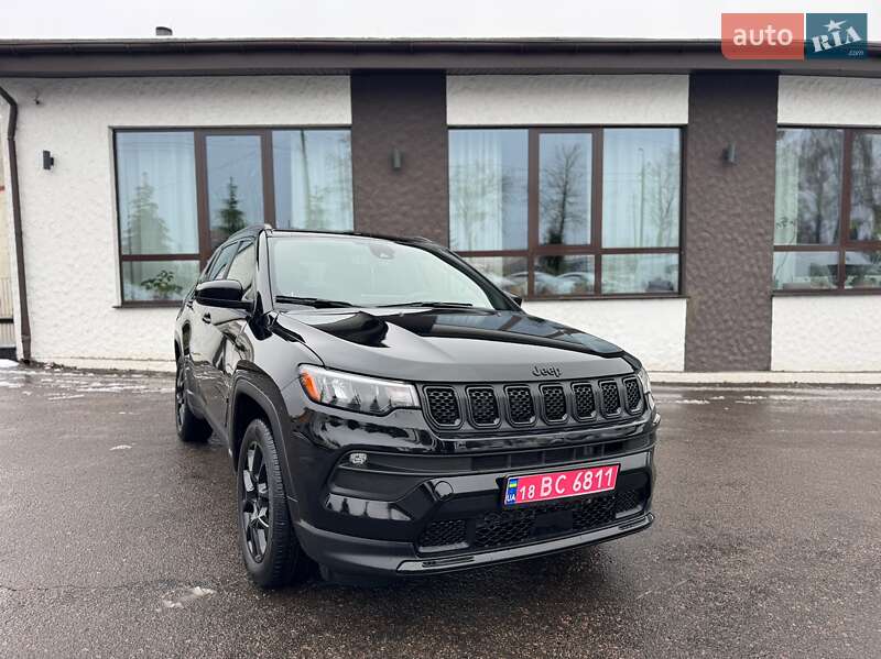 Внедорожник / Кроссовер Jeep Compass 2024 в Ровно фото Внедорожник / Кроссовер Jeep Compass 2024 в Ровно