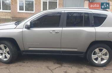 Внедорожник / Кроссовер Jeep Compass 2016 в Киеве