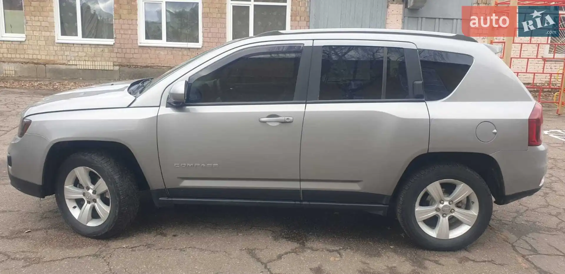 2016 Jeep Compass - мініатюра 4