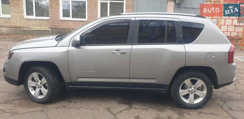 Внедорожник / Кроссовер Jeep Compass 2016 в Киеве фото 4 Внедорожник / Кроссовер Jeep Compass 2016 в Киеве